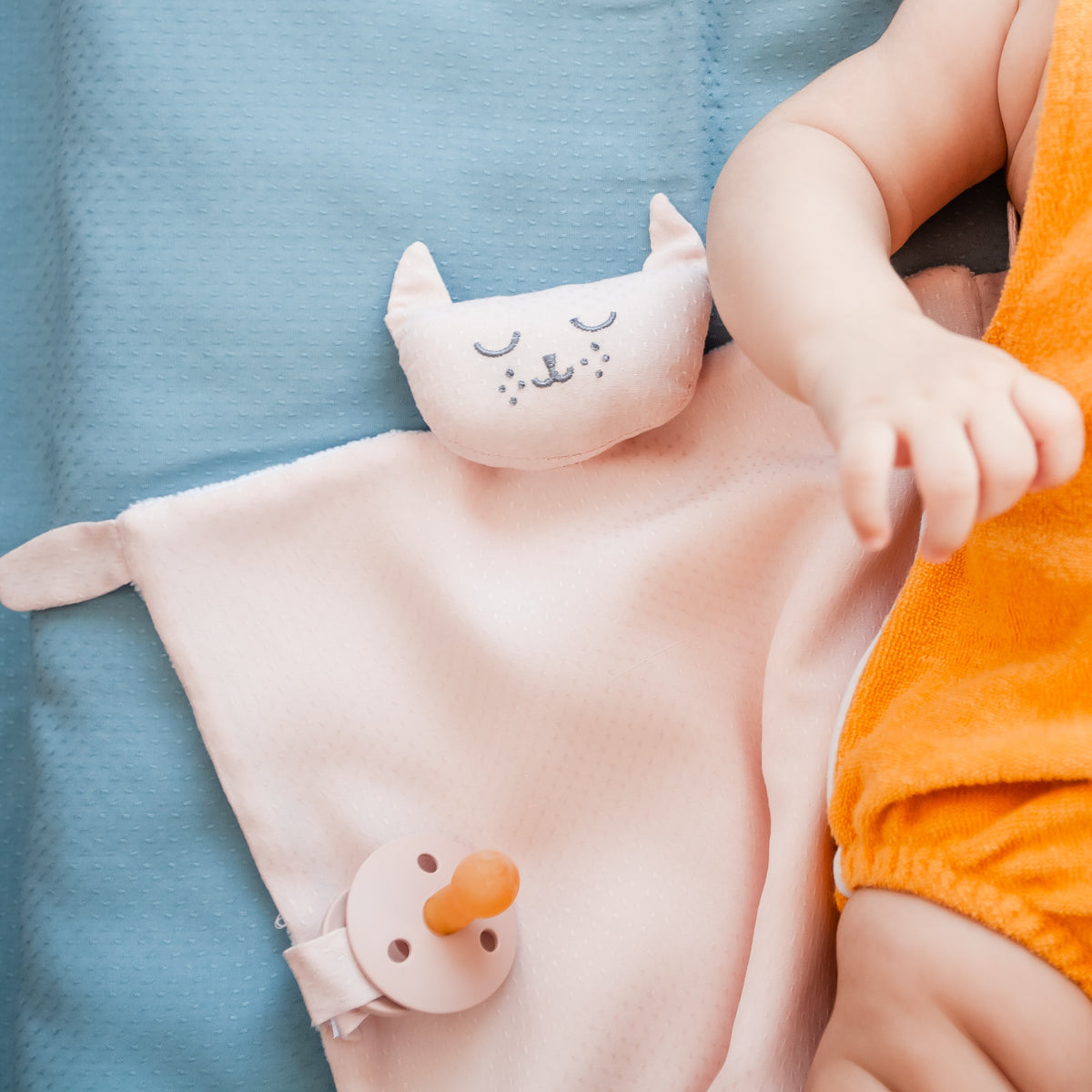 Naninha com Cabeça de Gatinho Blush