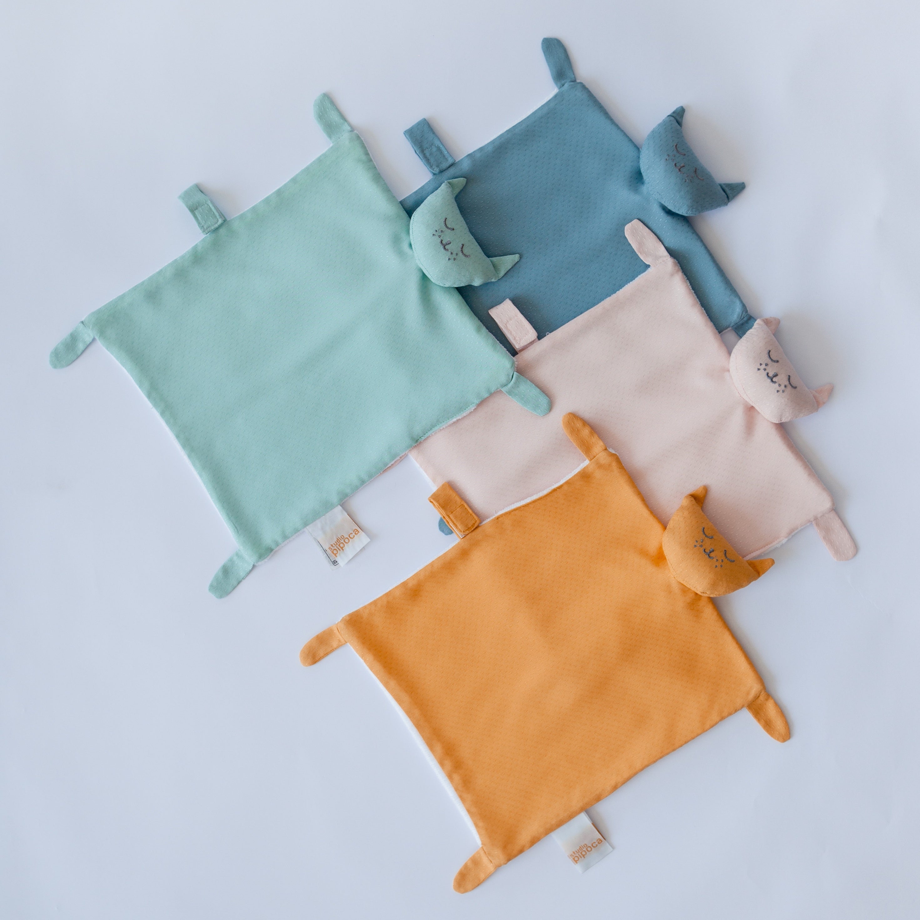 Naninha com Cabeça de Gatinho Mostarda