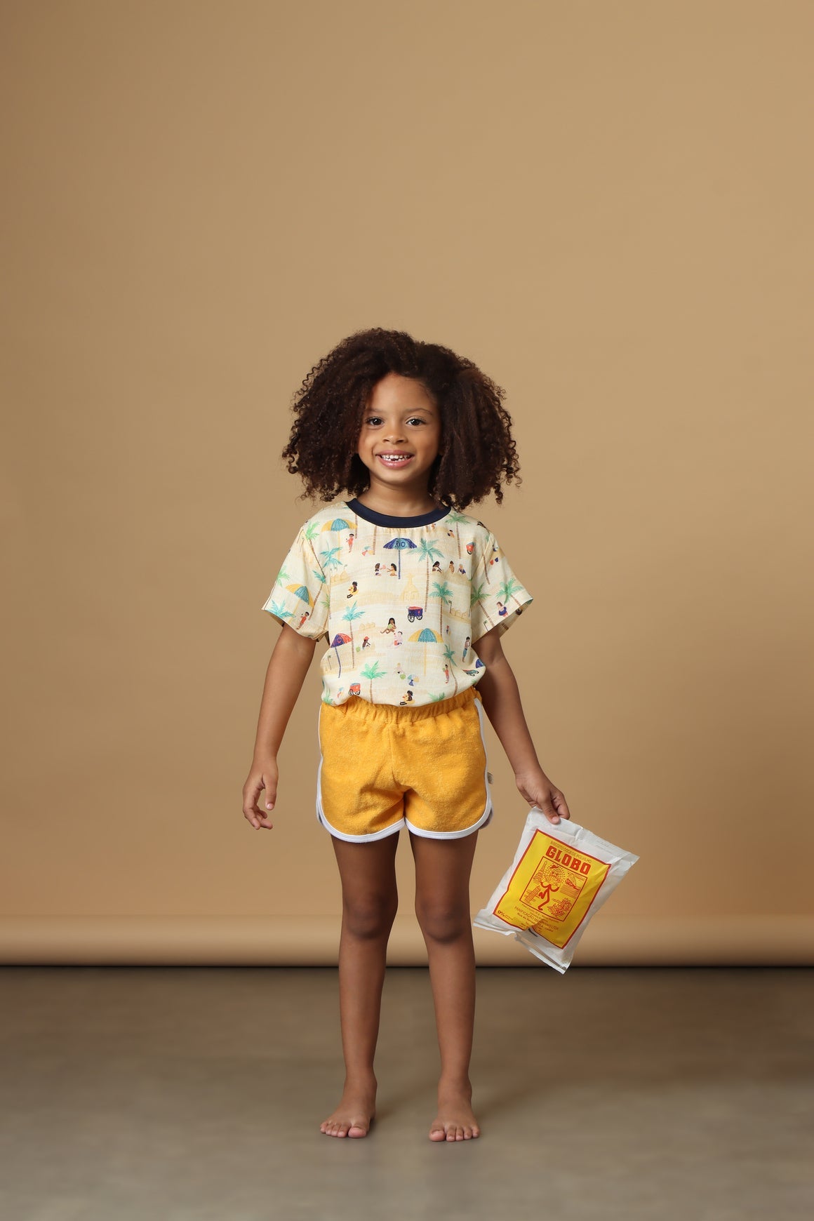 Conjunto Infantil Short Mostarda + Camiseta Praia no Rio Roupas para bebês e crianças Studio Pipoca