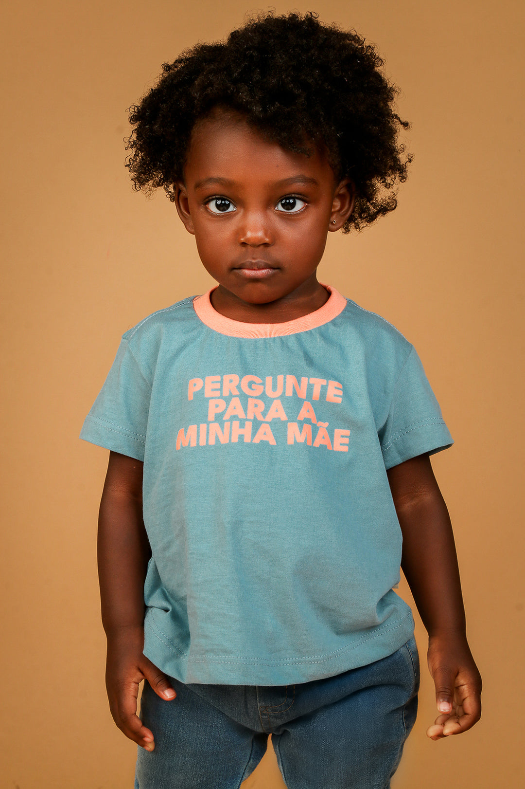Camiseta Infantil Verde "pergunte para minha mãe"