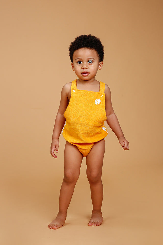 Jardineira Bebê Atoalhada Mostarda