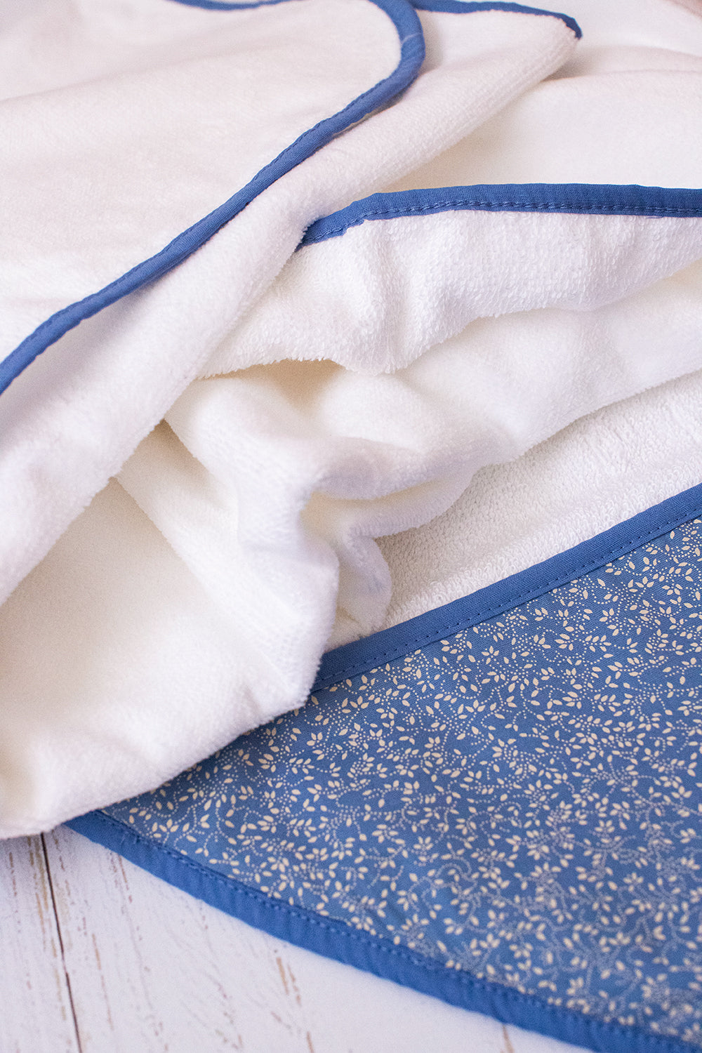 Toalha de Banho Infantil Com Capuz Azul
