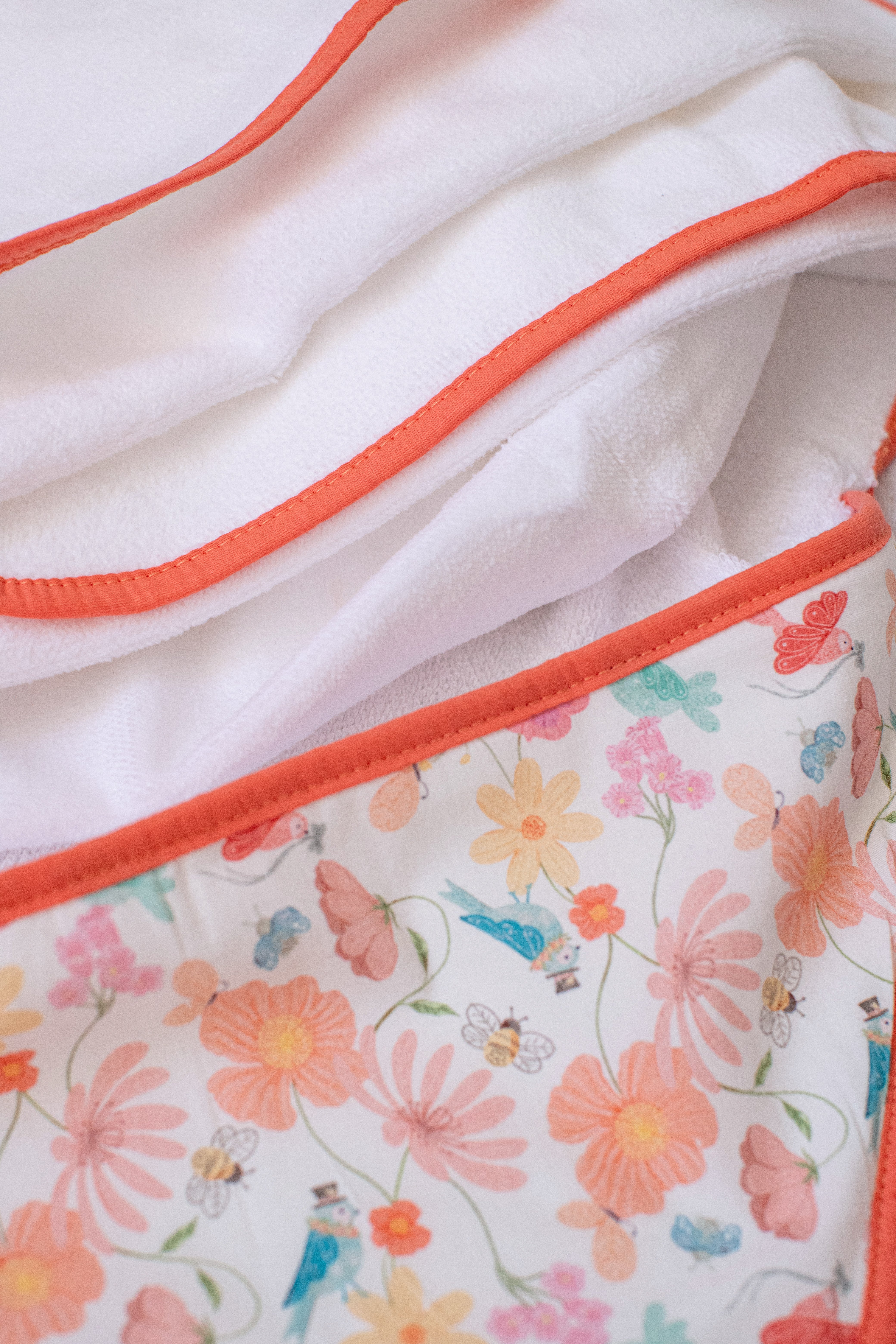 Toalha de Banho Infantil Com Capuz Coral