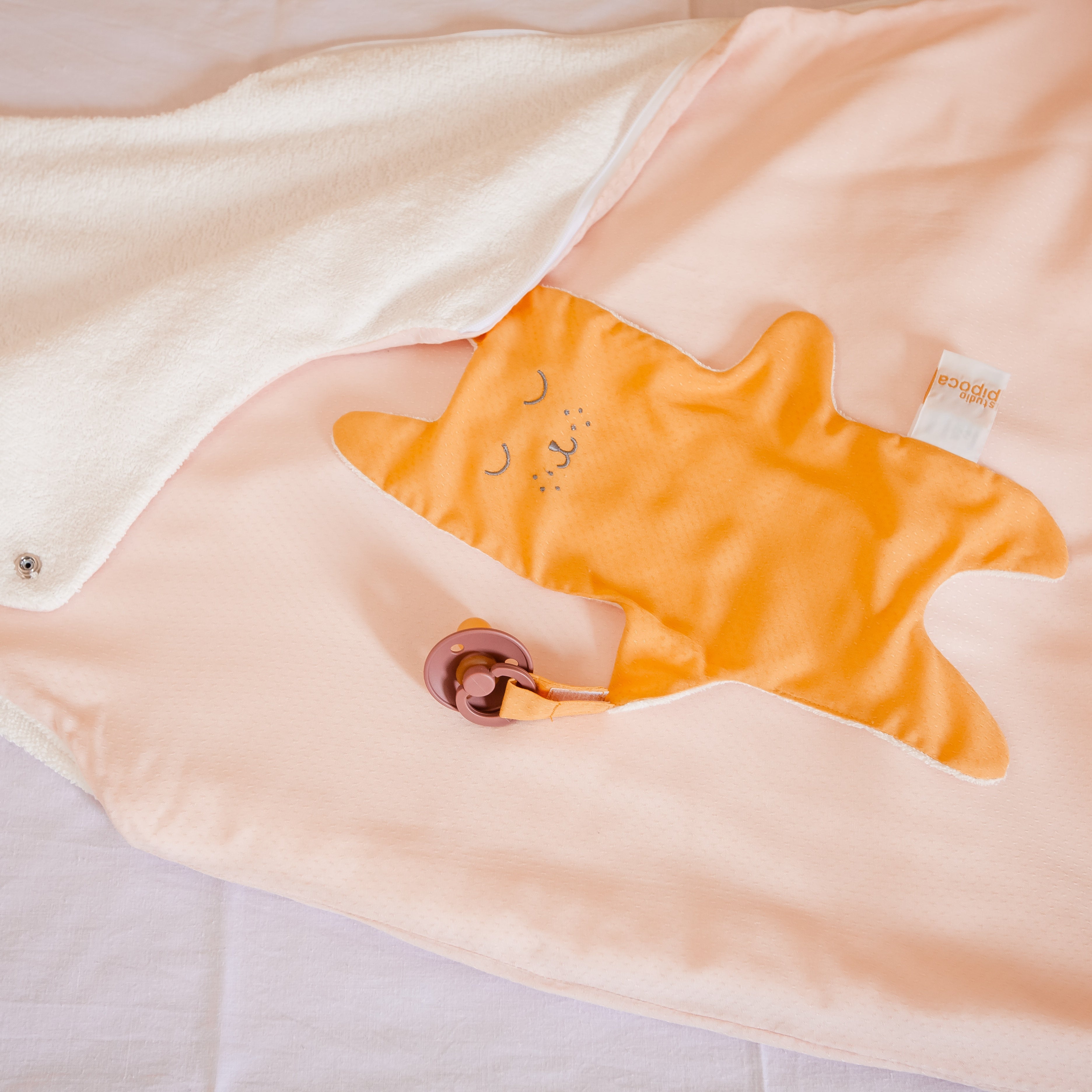 Naninha Gato Mostarda