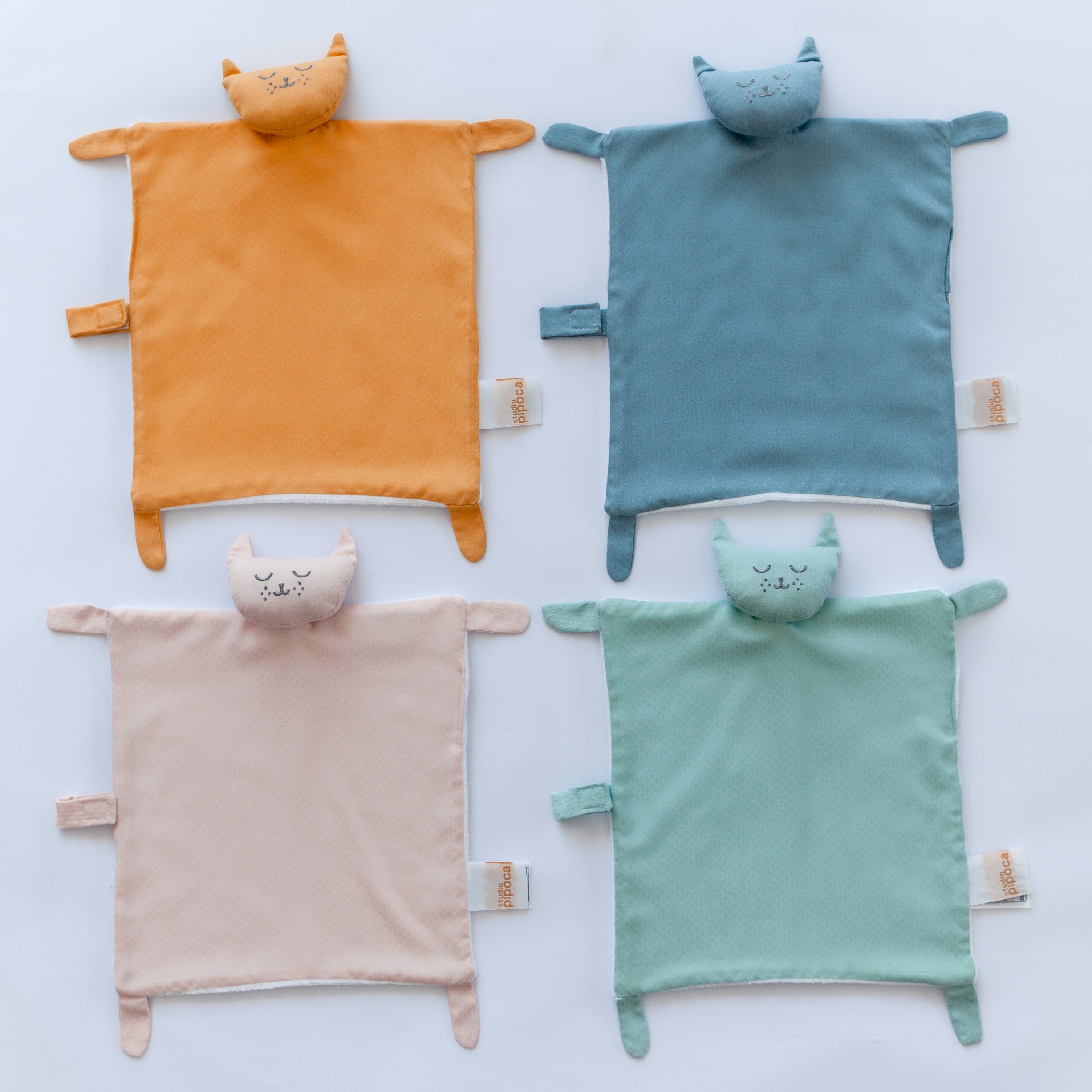 Naninha com Cabeça de Gatinho Celadon